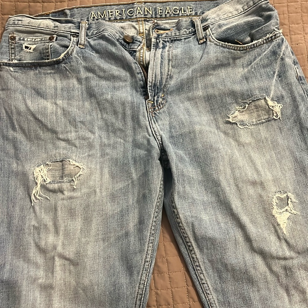 Used jeans from AE size 36x32 relaxed. Cleaning out closet.